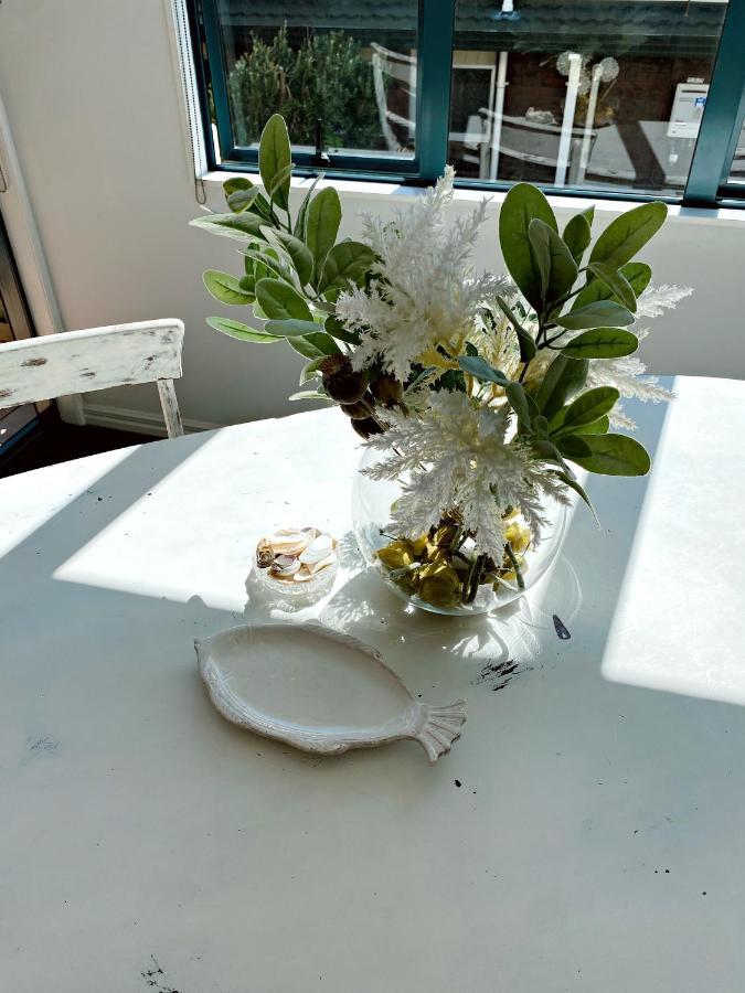 Sea Breeze 3 Bedroom Apartment Mount Maunganui Exterior photo