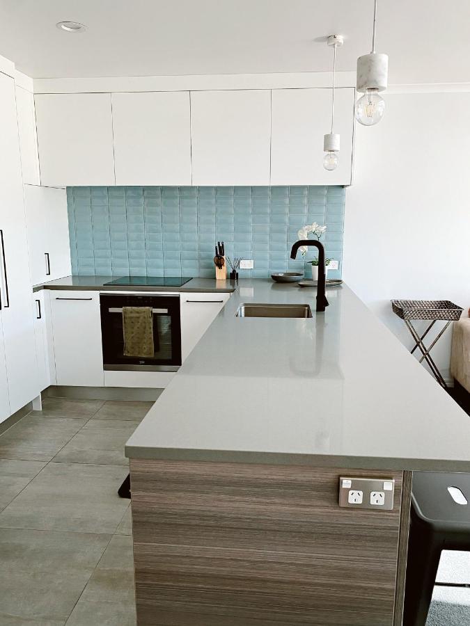Sea Breeze 3 Bedroom Apartment Mount Maunganui Exterior photo